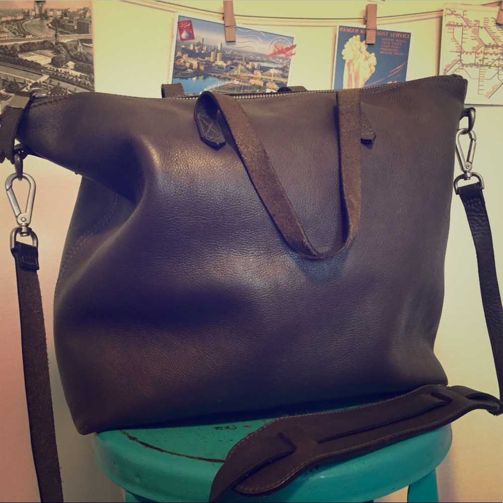 Madewell Zip Top Transport Crossbody in Grey